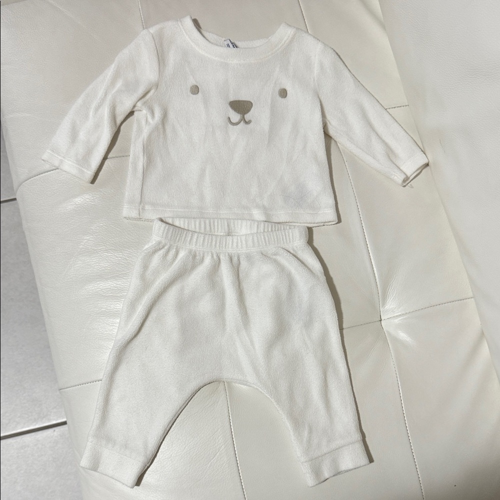 Old Navy Cream Bear Face Kids Pajama Set
